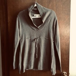 Adorable Empire Waist Tie Maternity Sweater - XL